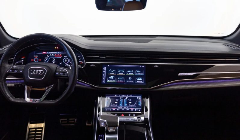 
								AUDI RS Q8 cheio									