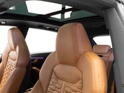 
										AUDI RS Q8 cheio									