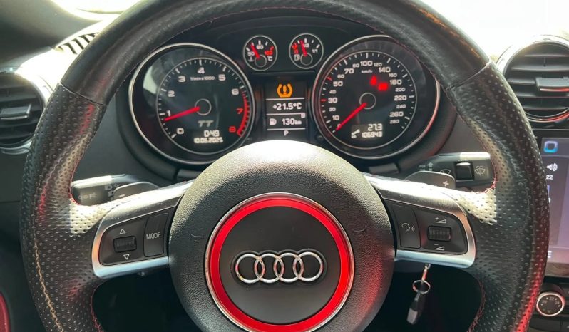 
								AUDI TT cheio									