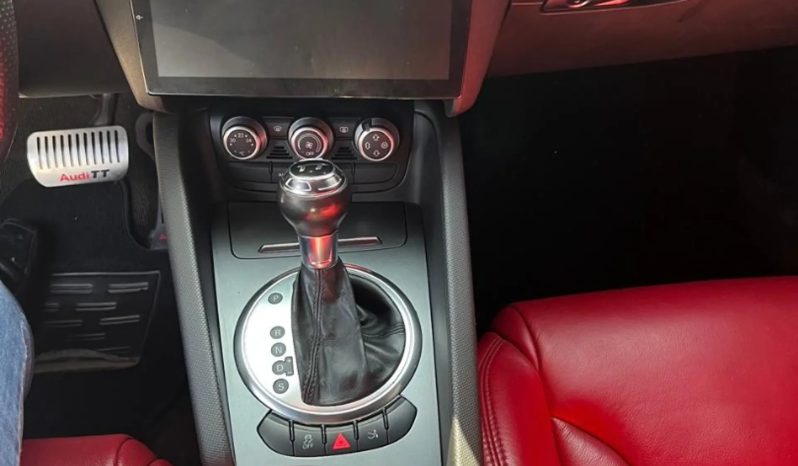 
								AUDI TT cheio									