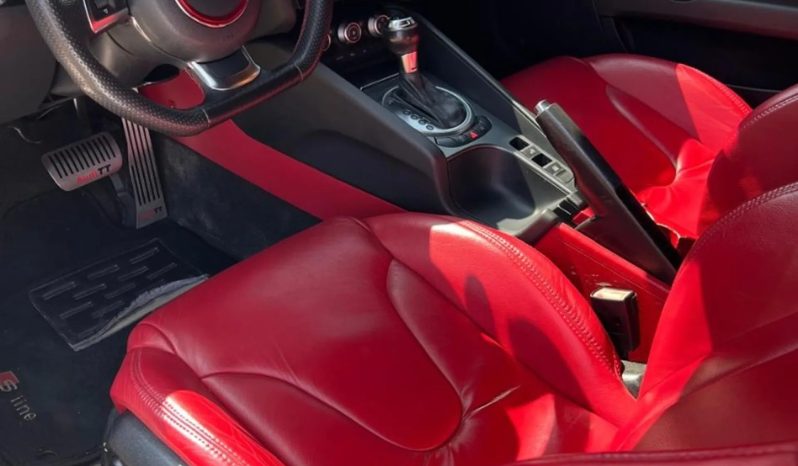 
								AUDI TT cheio									