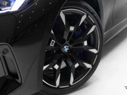 
										BMW 320i cheio									