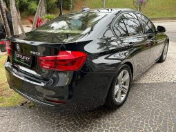 
										BMW 320i cheio									