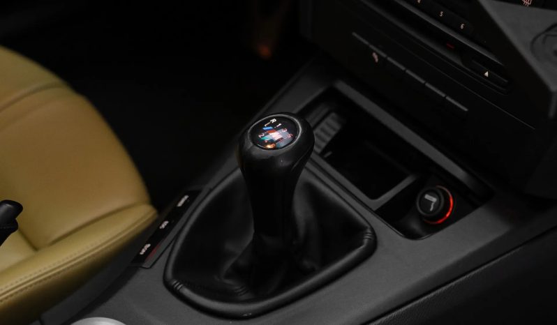 
								BMW M3 cheio									