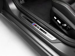 
										BMW M5 cheio									