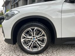 
										BMW X1 cheio									