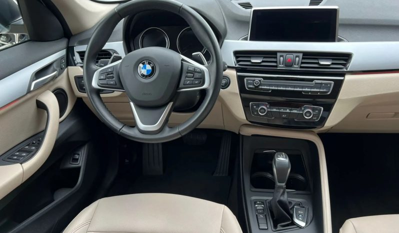
								BMW X1 cheio									