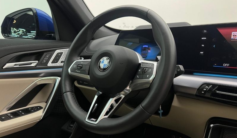 
								BMW X1 cheio									