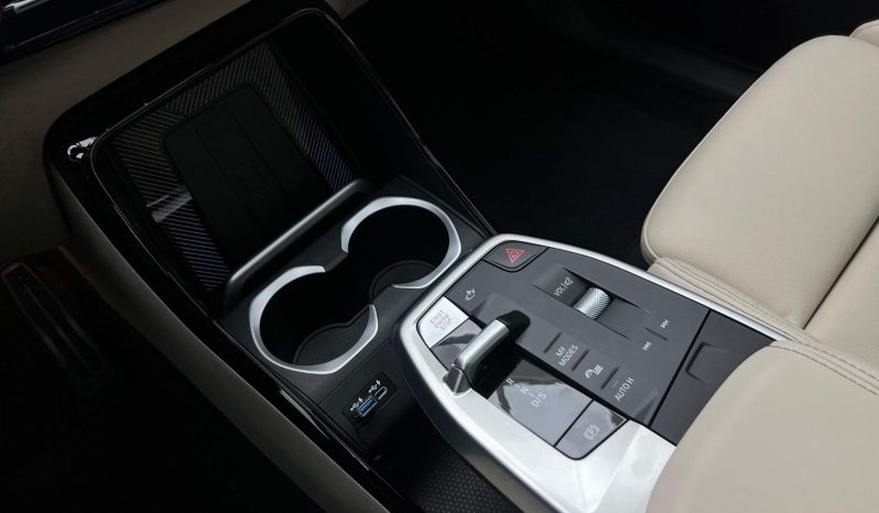
								BMW X1 cheio									