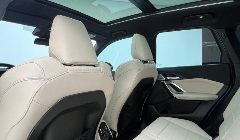 
								BMW X1 cheio									