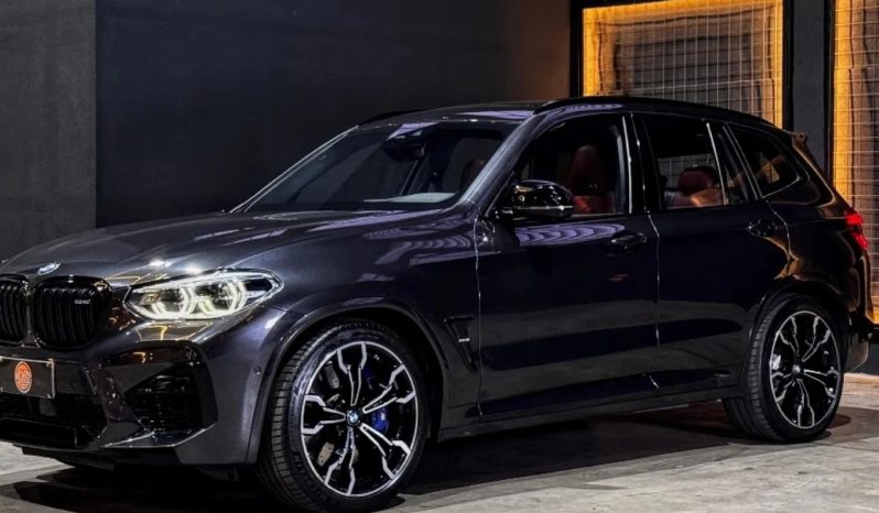 
								BMW X3 cheio									