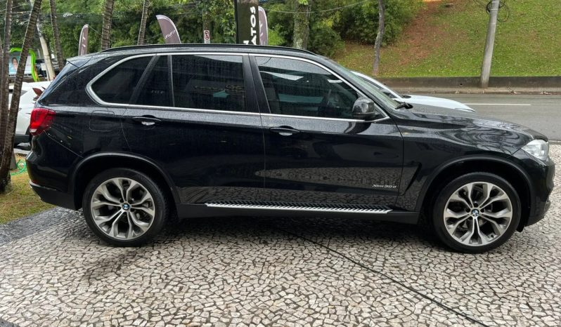 
								BMW X5 cheio									