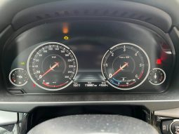 
										BMW X5 cheio									