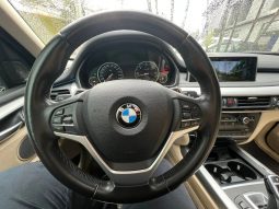 
										BMW X5 cheio									