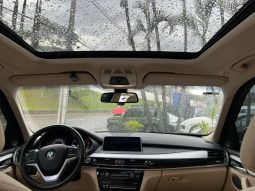
										BMW X5 cheio									