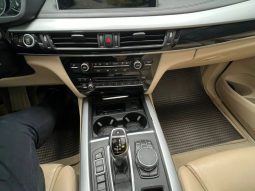 
										BMW X5 cheio									