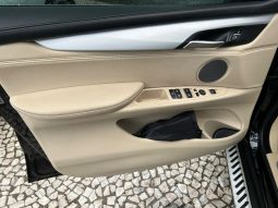 
										BMW X5 cheio									