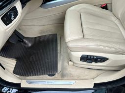 
										BMW X5 cheio									