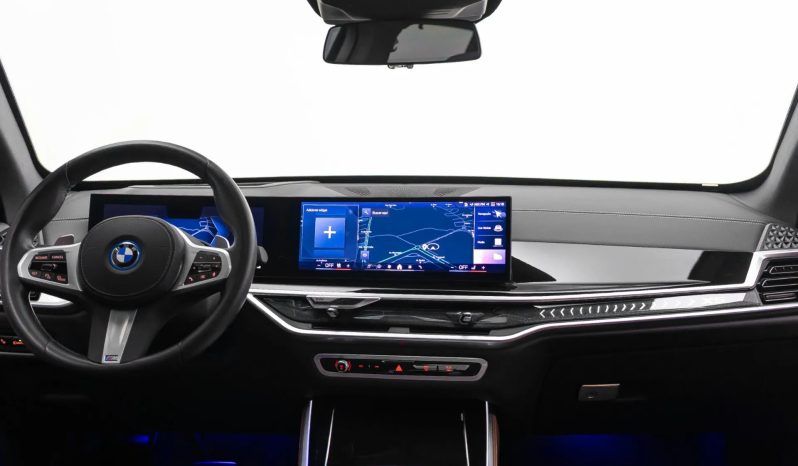 
								BMW X5 cheio									