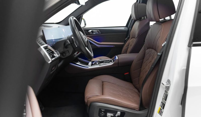 
								BMW X5 cheio									