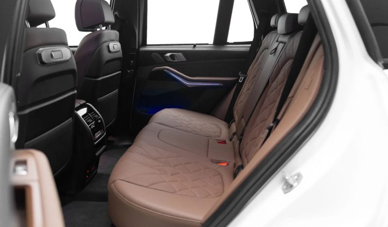 
								BMW X5 cheio									