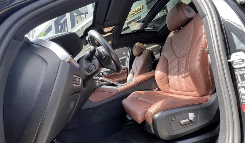 
								BMW X6 cheio									