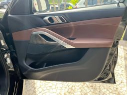
										BMW X6 cheio									
