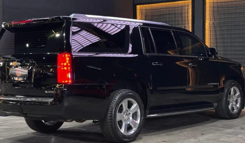 
								CHEVROLET SUBURBAN cheio									