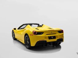 FERRARI 488 SPIDER