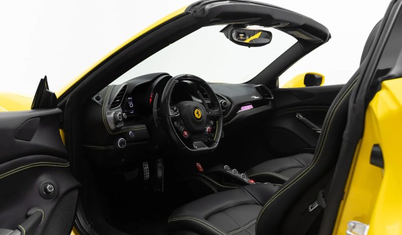 
								FERRARI 488 SPIDER cheio									