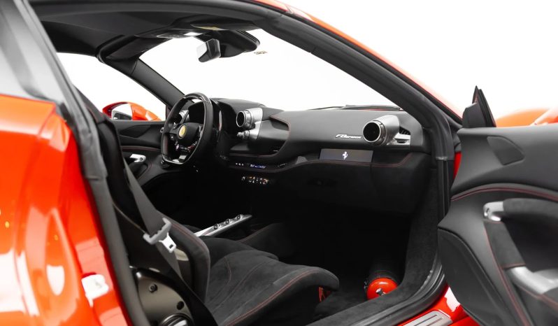 
								FERRARI F8 SPIDER cheio									