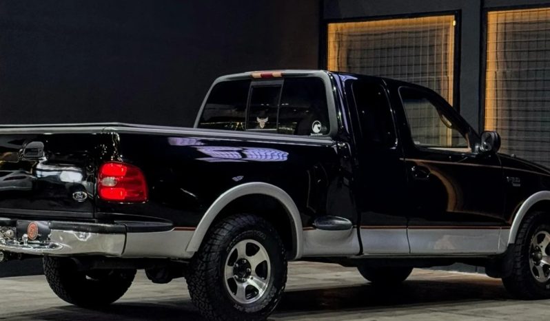 
								FORD F-150 cheio									