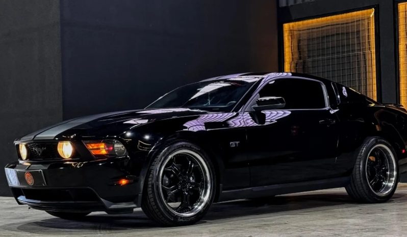 
								FORD MUSTANG cheio									