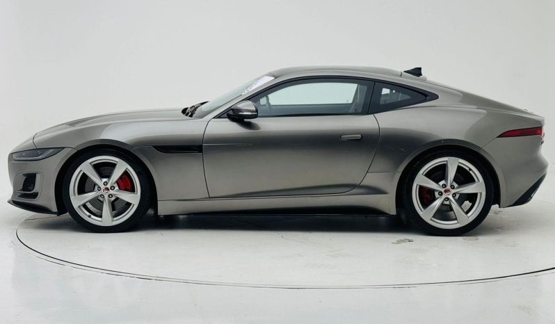 
								JAGUAR F-TYPE cheio									