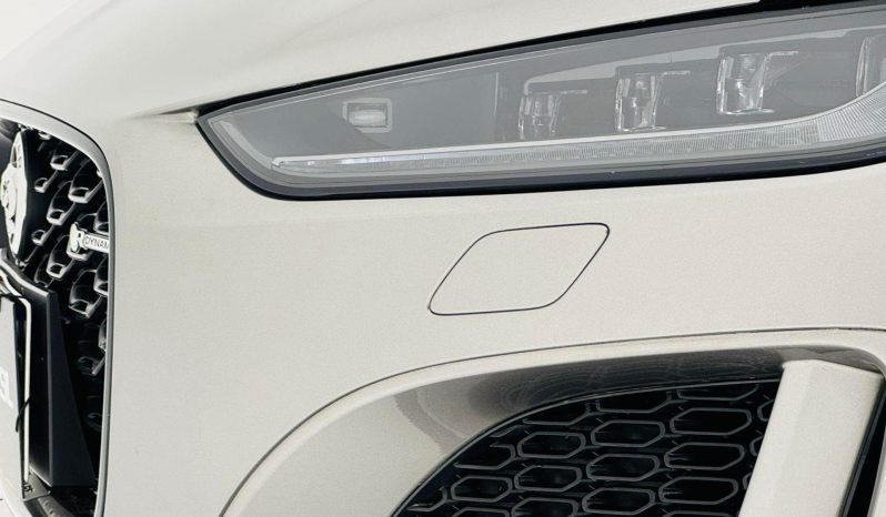 
								JAGUAR F-TYPE cheio									