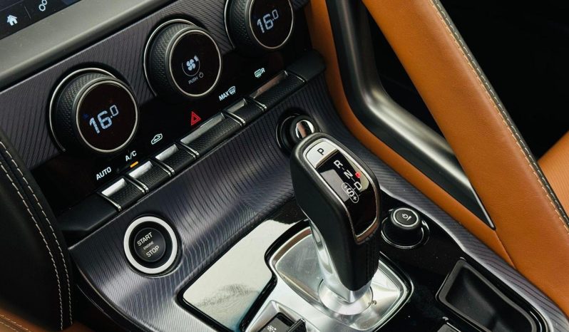 
								JAGUAR F-TYPE cheio									