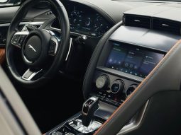
										JAGUAR F-TYPE cheio									
