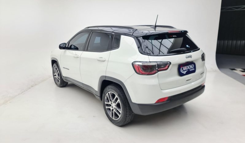 
								JEEP COMPASS cheio									