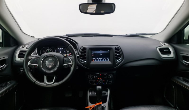 
								JEEP COMPASS cheio									