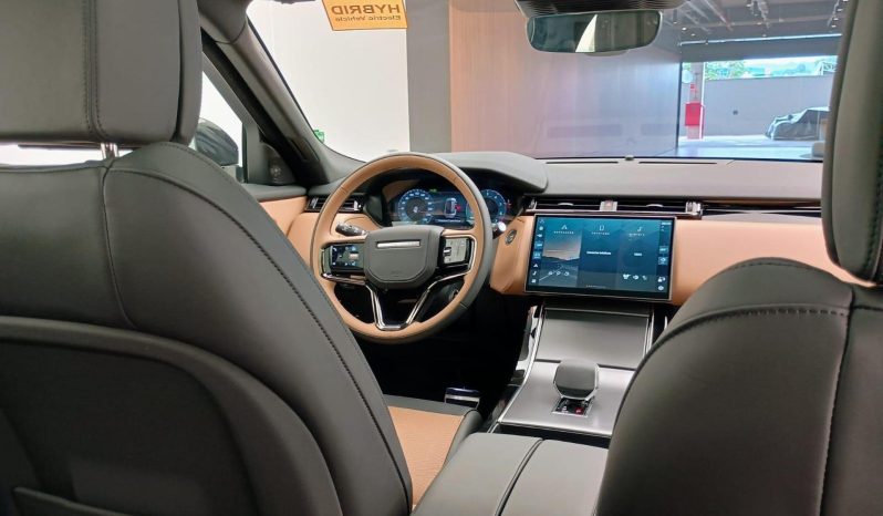 
								LAND ROVER RANGE ROVER VELAR cheio									