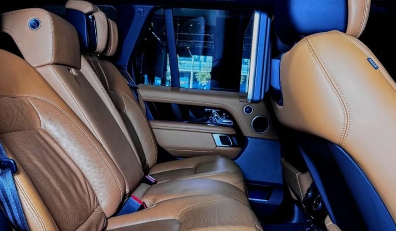 
								LAND ROVER RANGE ROVER VOGUE cheio									