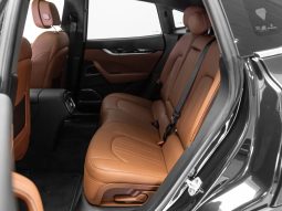 
										MASERATI LEVANTE cheio									