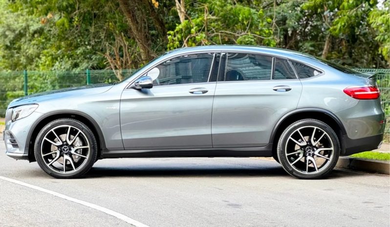 
								MERCEDES-BENZ GLC 43 AMG cheio									