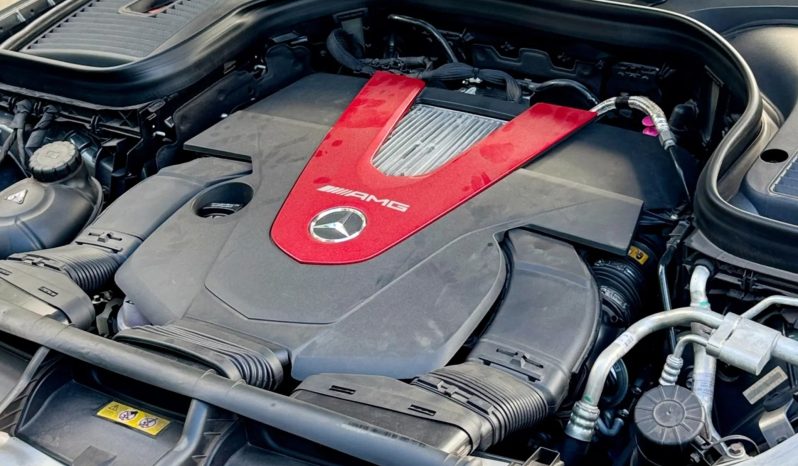 
								MERCEDES-BENZ GLC 43 AMG cheio									