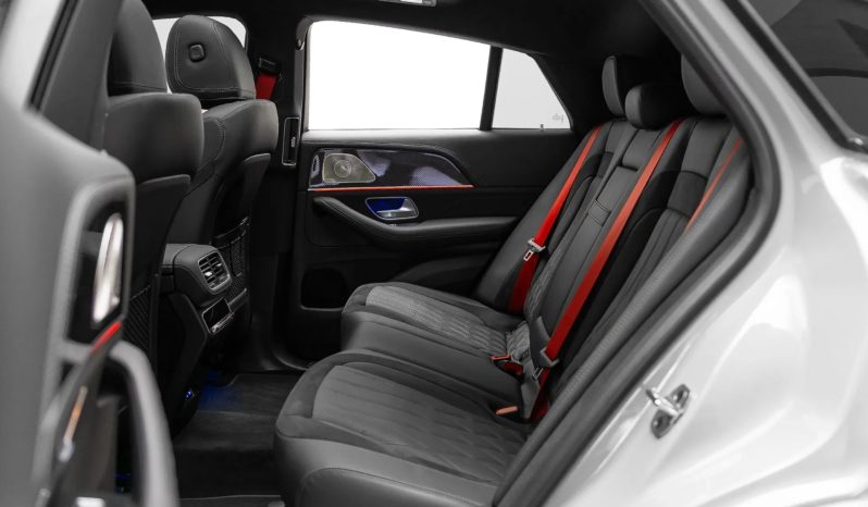 
								MERCEDES-BENZ GLE 63 AMG cheio									