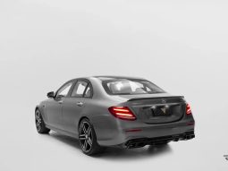 
										MERCEDES-BENZ E 63 AMG cheio									