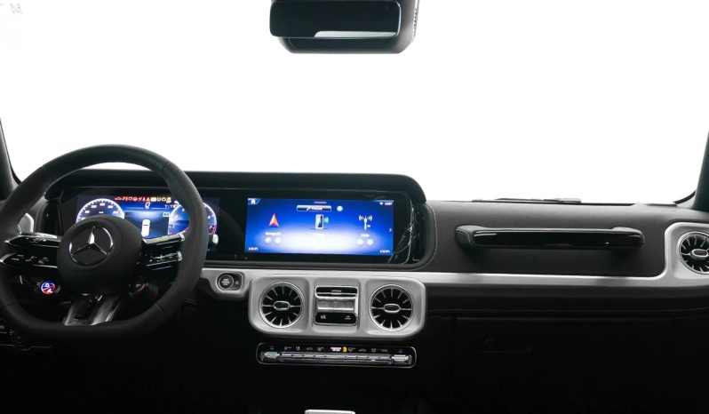 
								MERCEDES-BENZ G 63 AMG cheio									