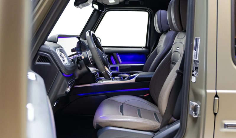 
								MERCEDES-BENZ G 63 AMG cheio									