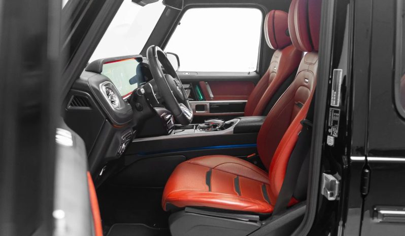 
								MERCEDES-BENZ G 63 AMG cheio									