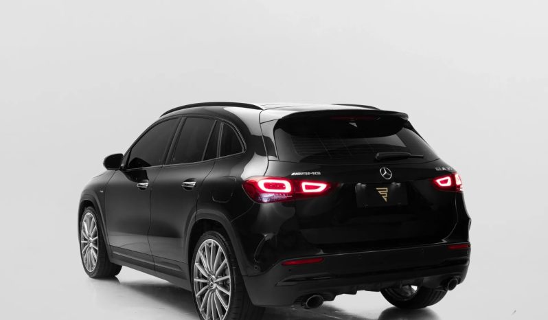
								MERCEDES-BENZ GLA 35 AMG cheio									